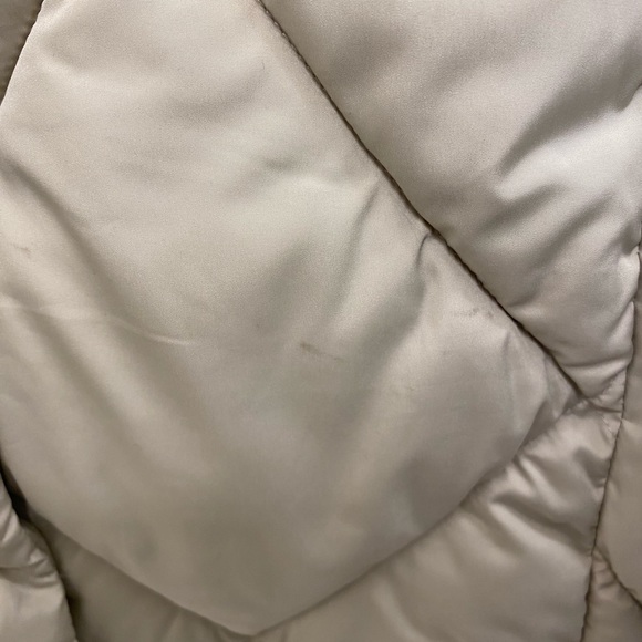 Primark Tan Puffer Vest - Picture 4 of 4